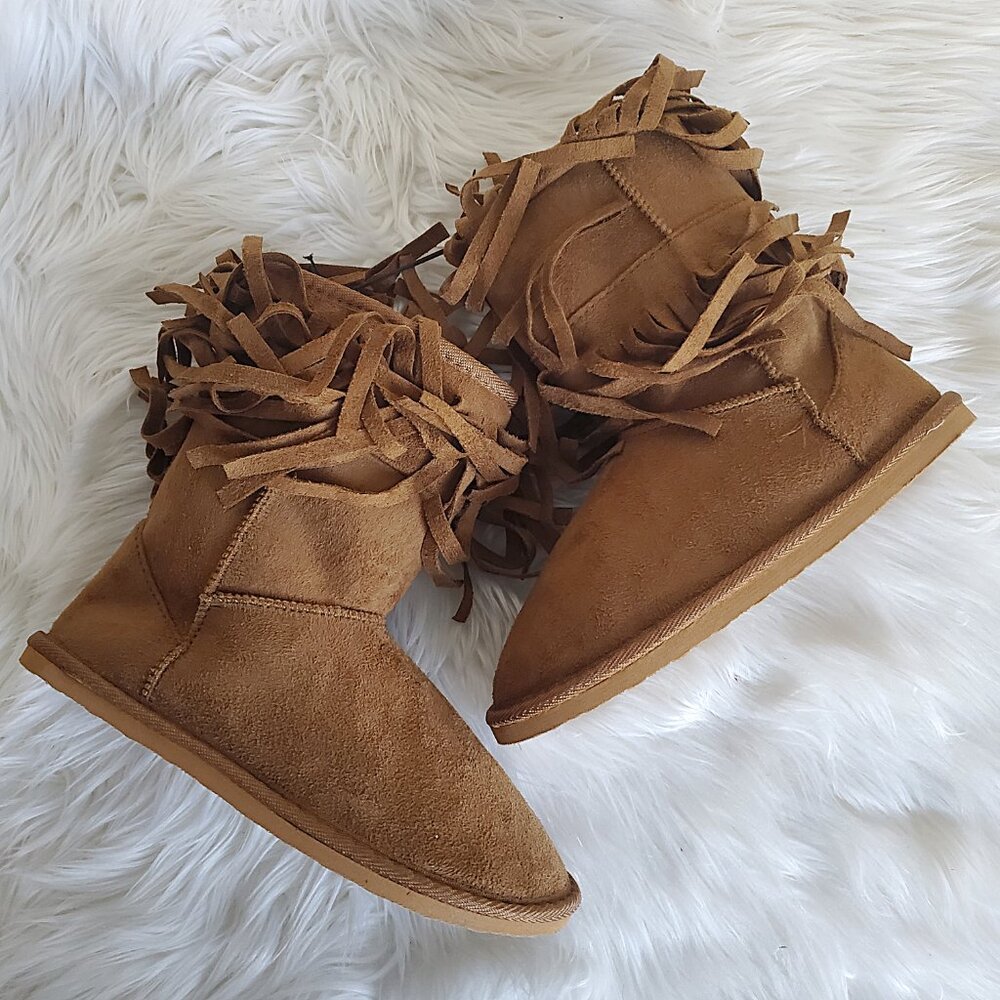Brown Microfiber Faux Fringe Winter Pull On Boots SZ 7/8
